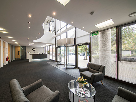 Reading, Theale photo 8
