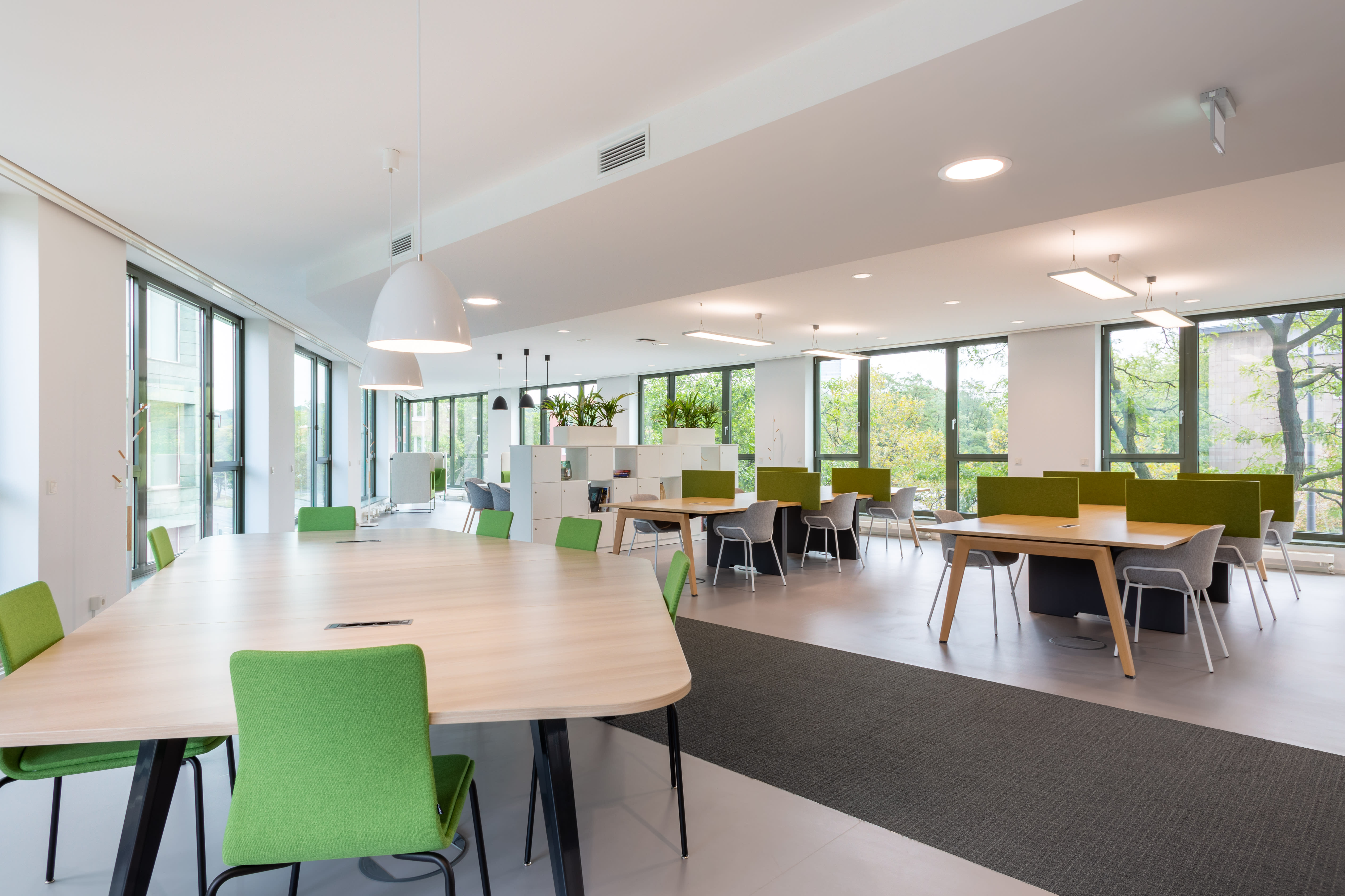 Regus - Cologne, Colonius Carré photo 5