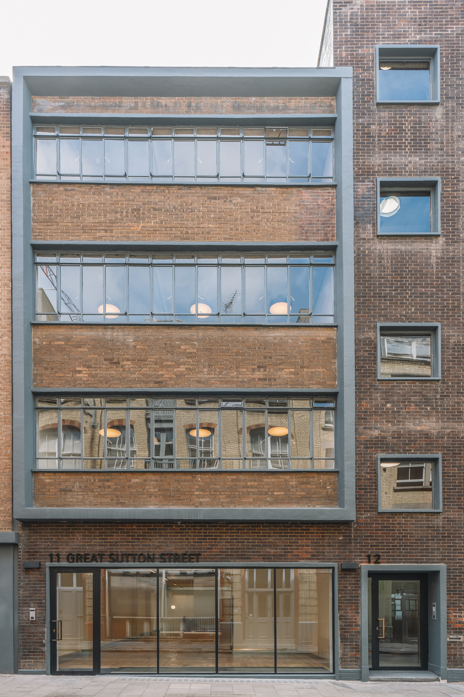 12 Great Sutton Street photo 8
