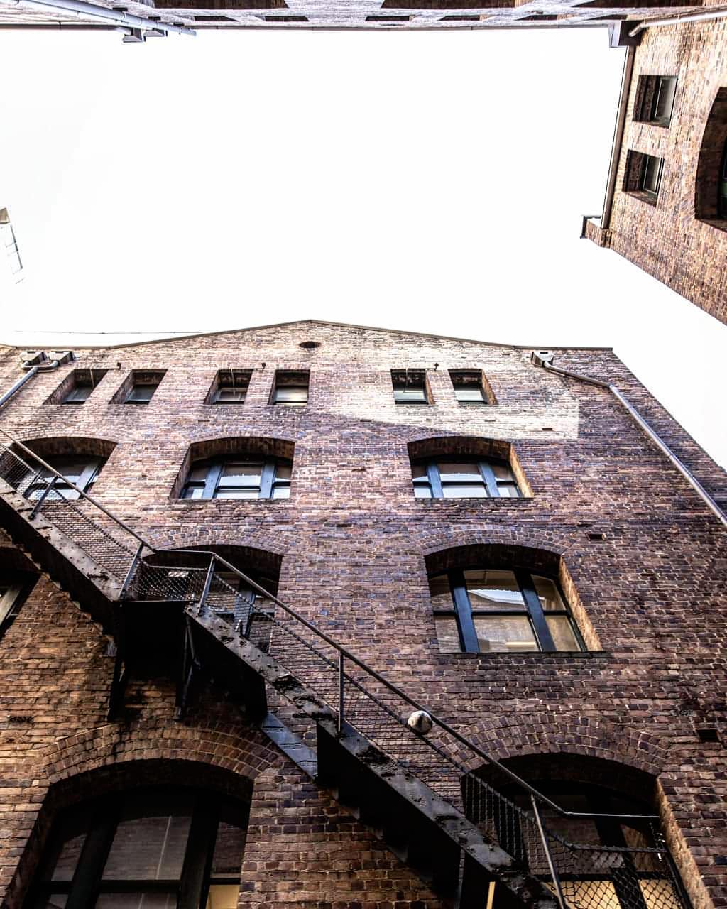 346 Kent Street photo 1