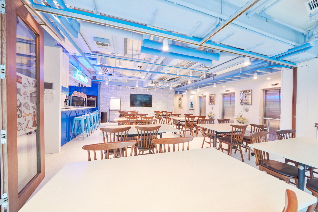 Metro Workspace - Wellington Street