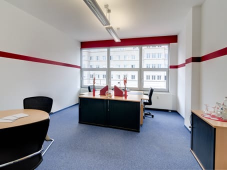 Regus - Stuttgart, Koenigstrasse 10c photo 3