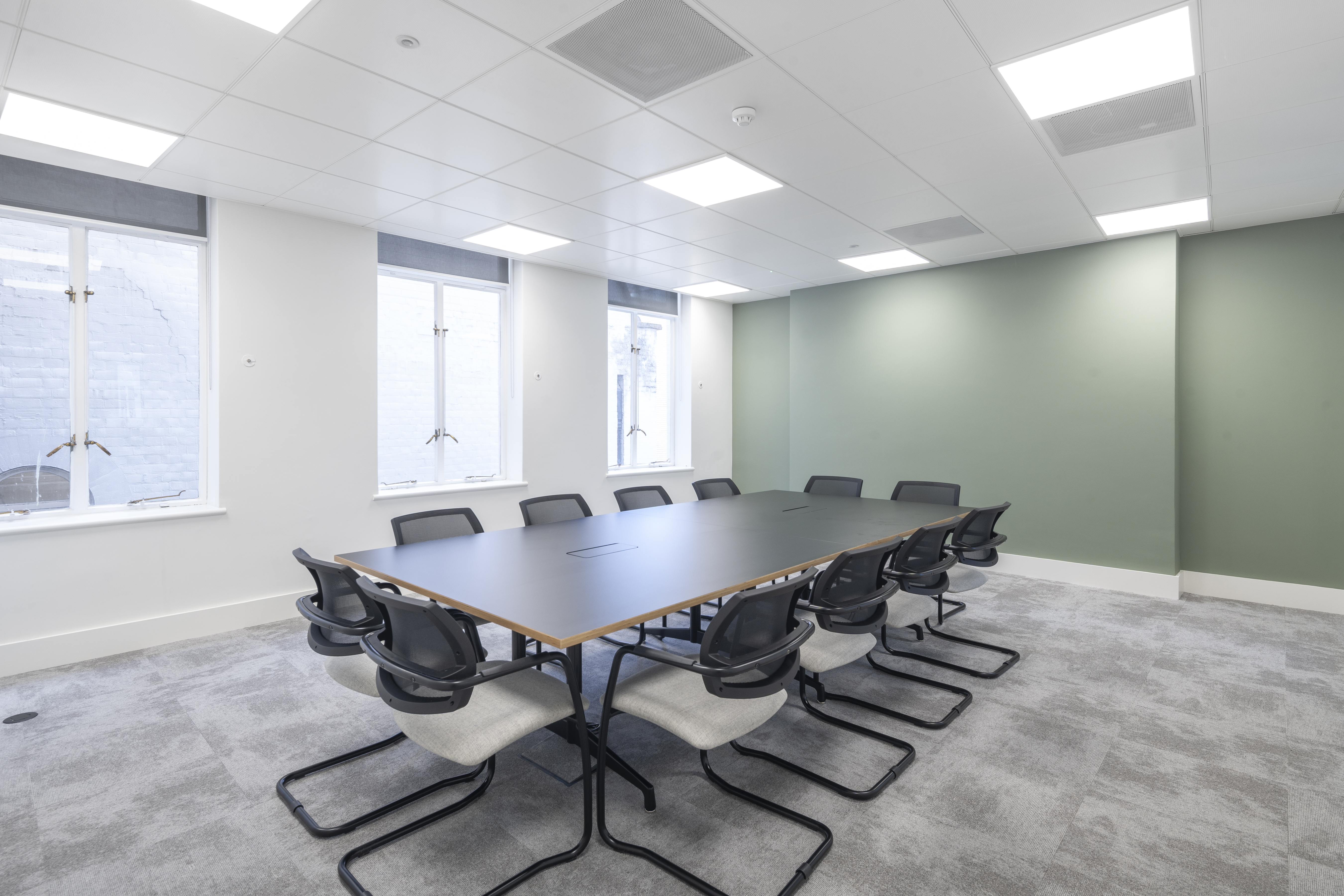 10-11 Austin Friars photo 2