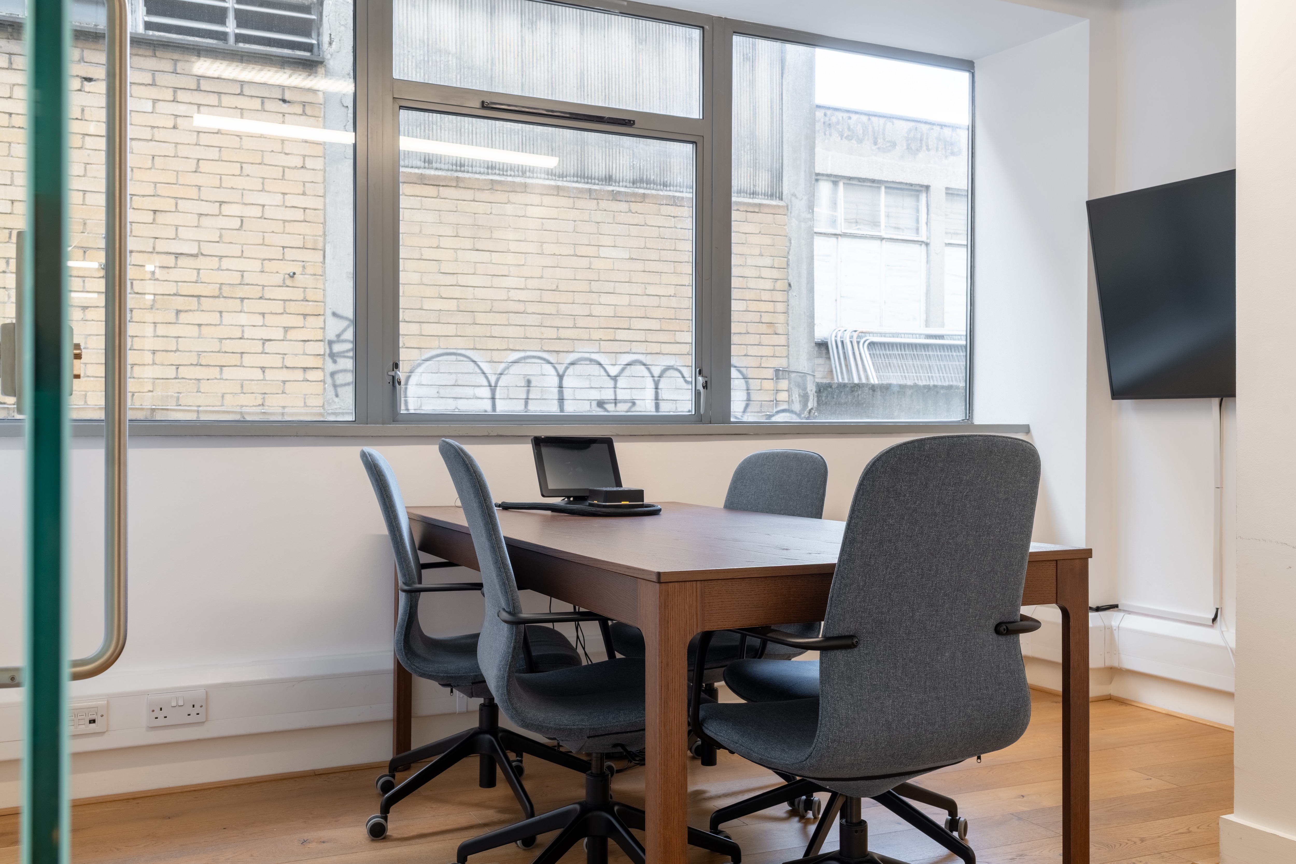 114-116 Curtain Road photo 5