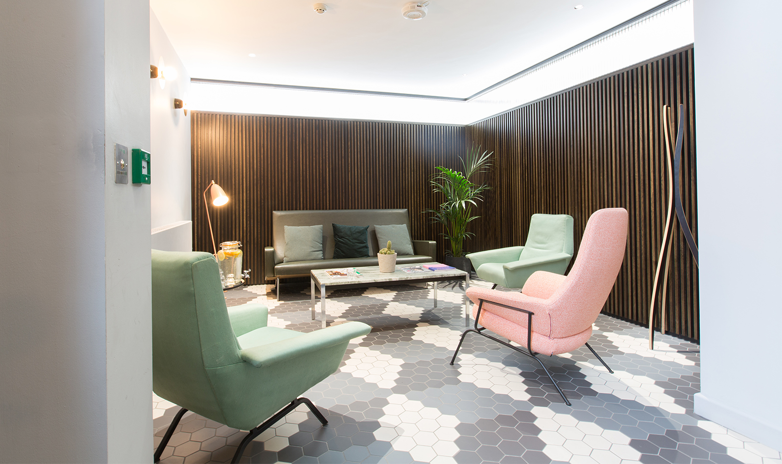 81 Rivington Street photo 2