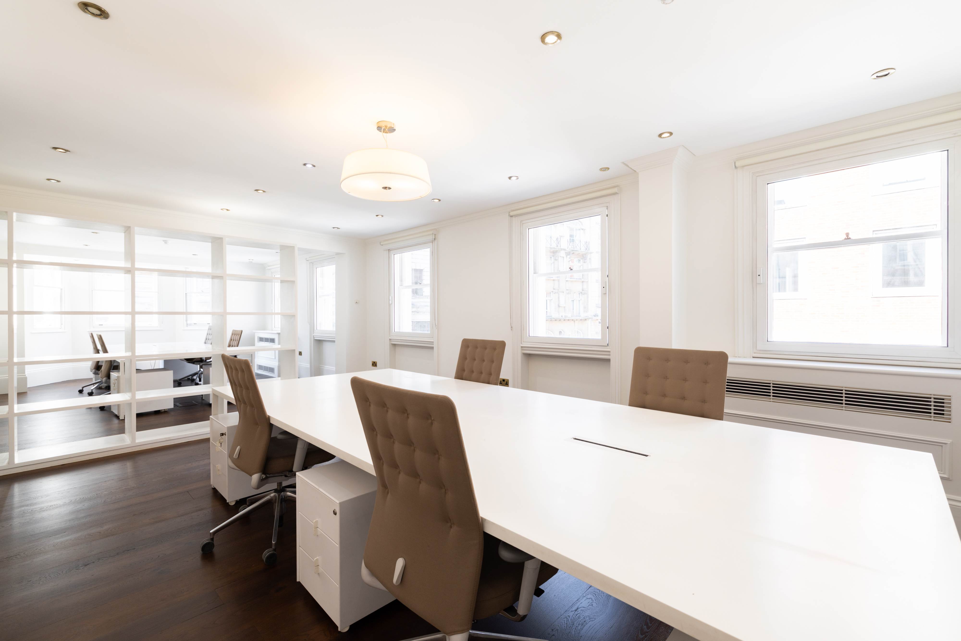 48 Curzon Street photo 4