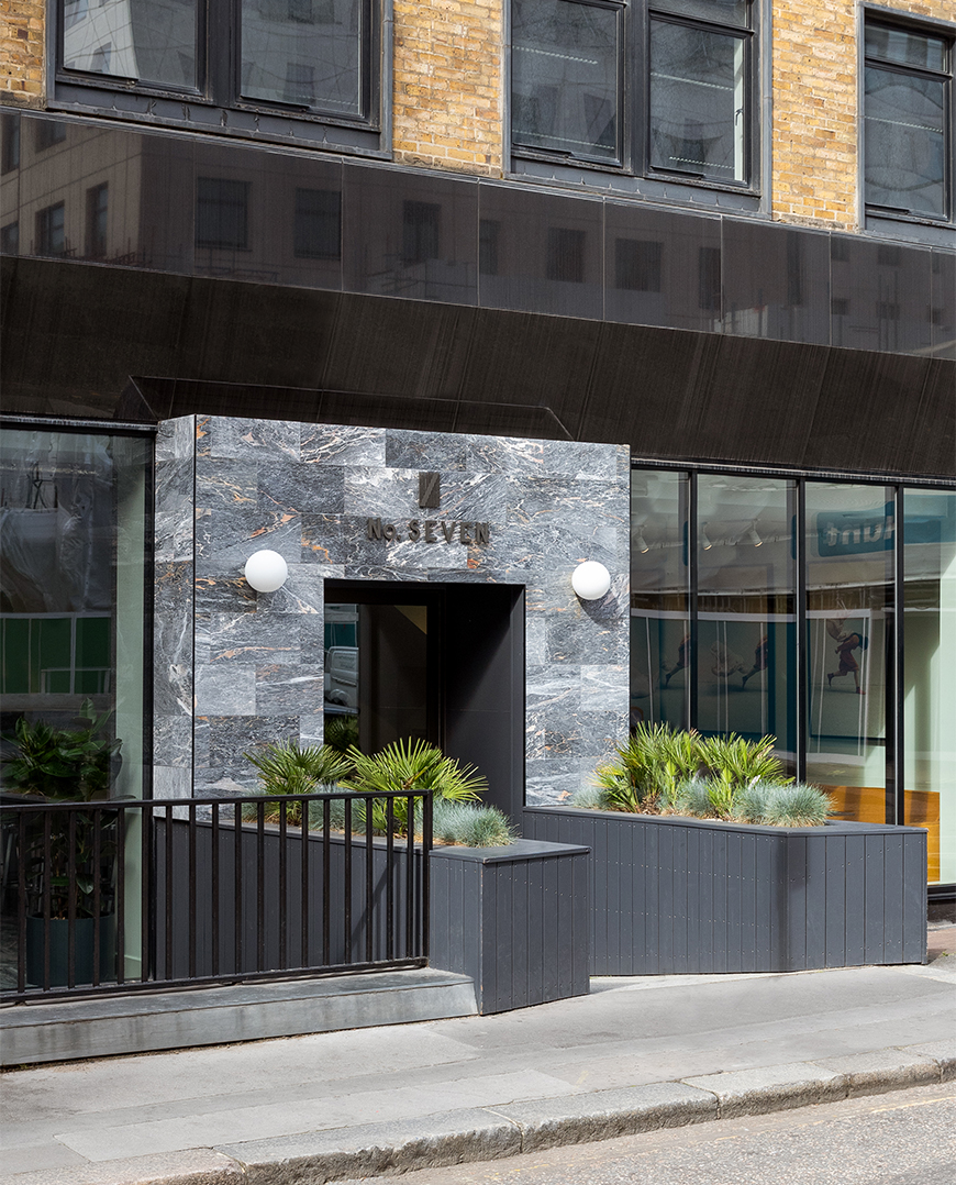 7 Stratford Place photo 5