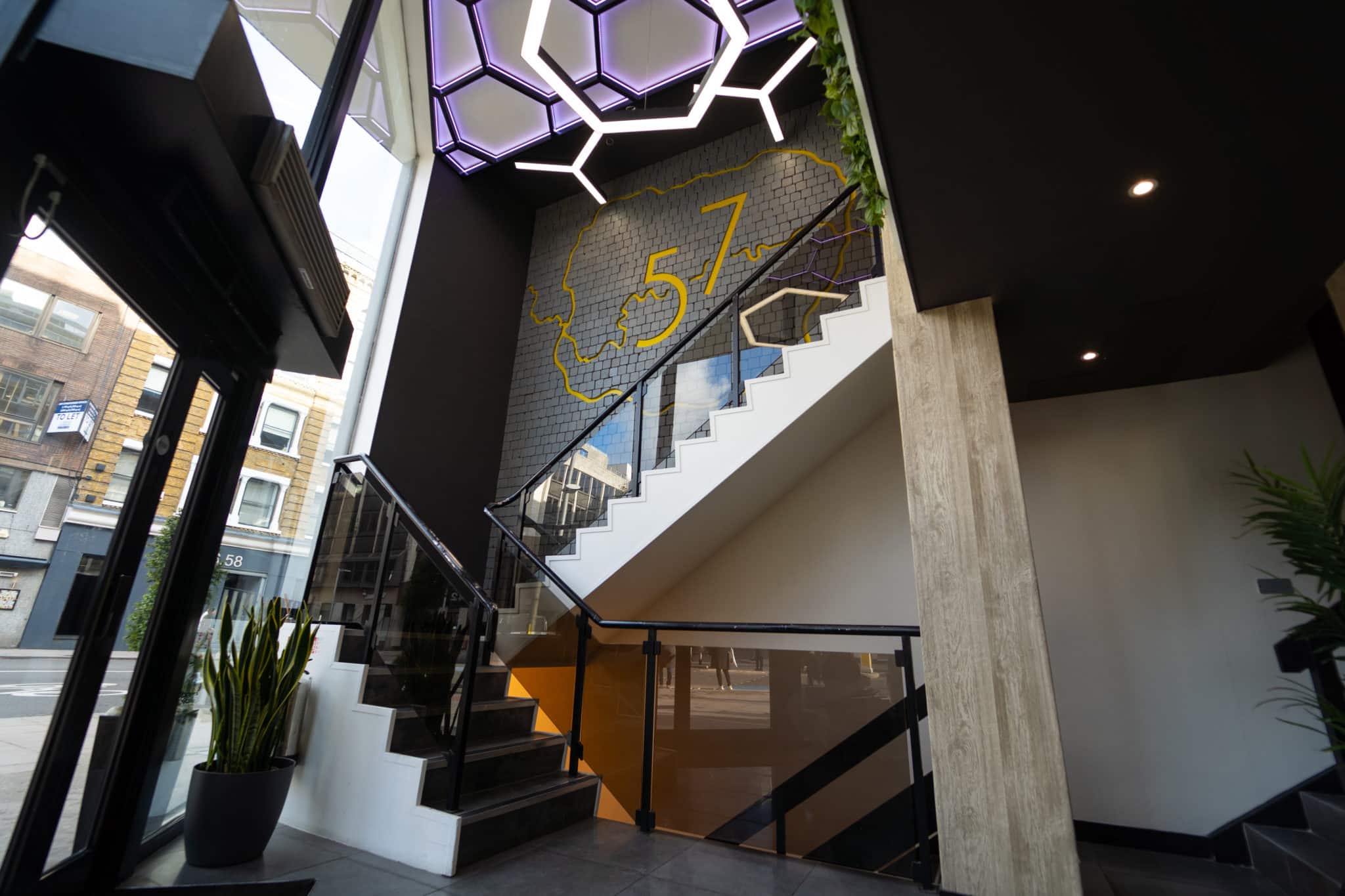 57 Southwark Street photo 5