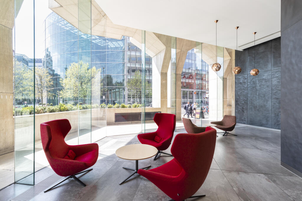 120 Holborn photo 3