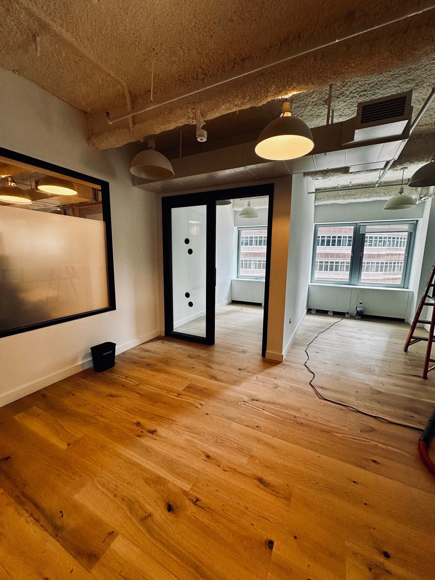 Corporate Suites at 880 Third Avenue photo 7