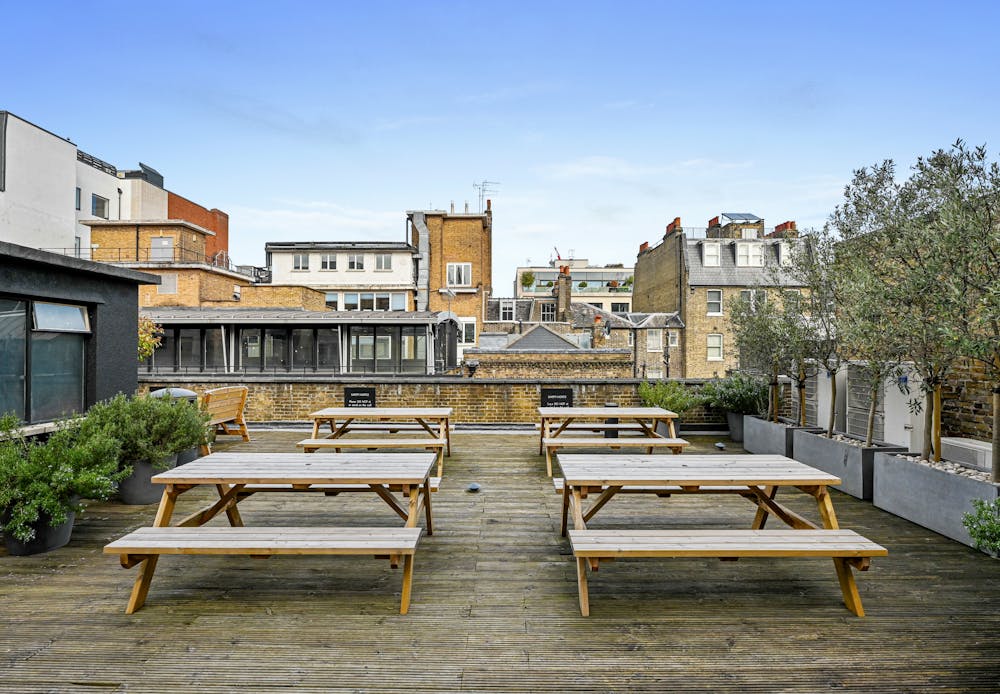 19-20 Berners Street photo 6