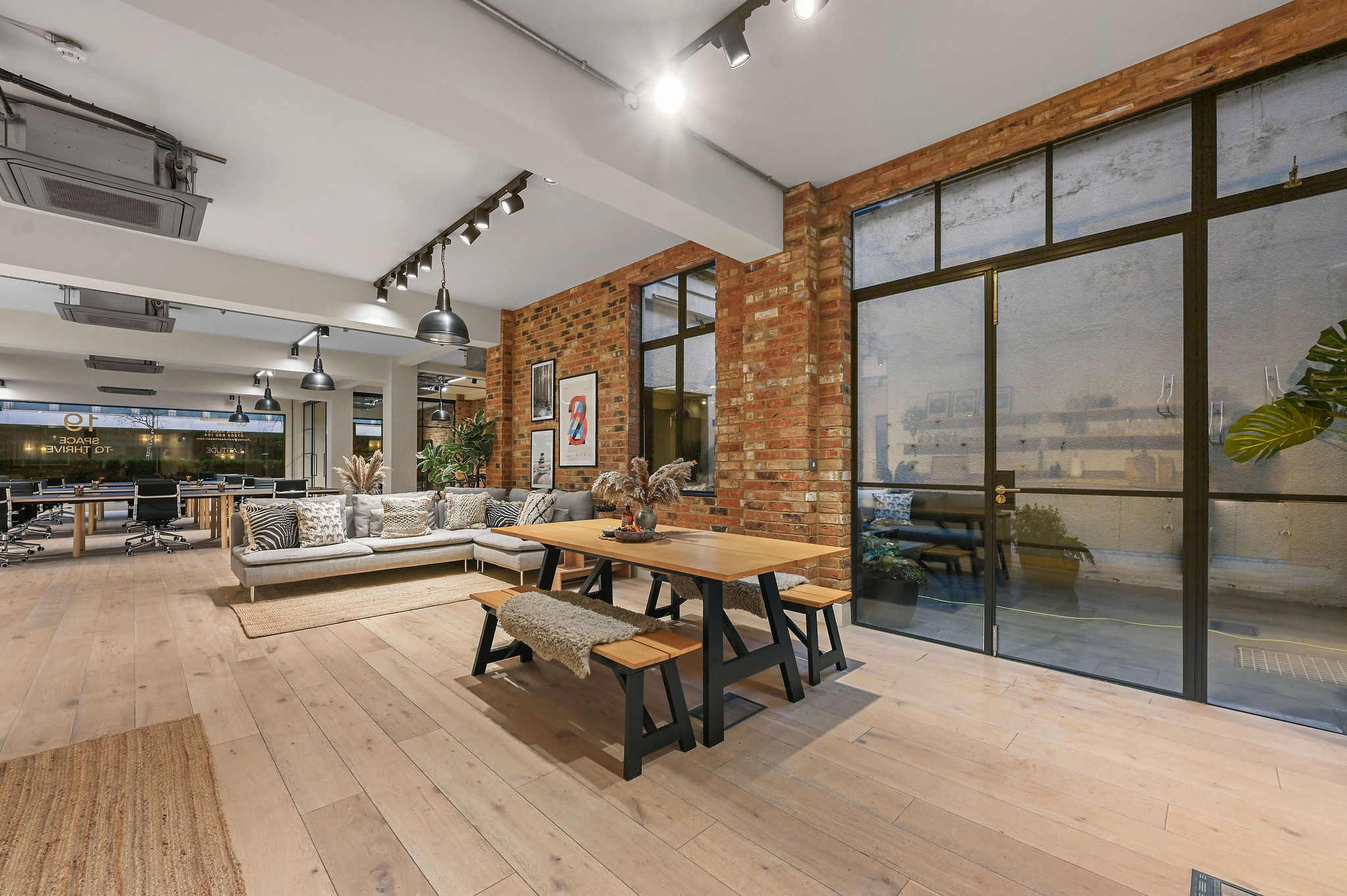 19-20 Berners Street photo 8
