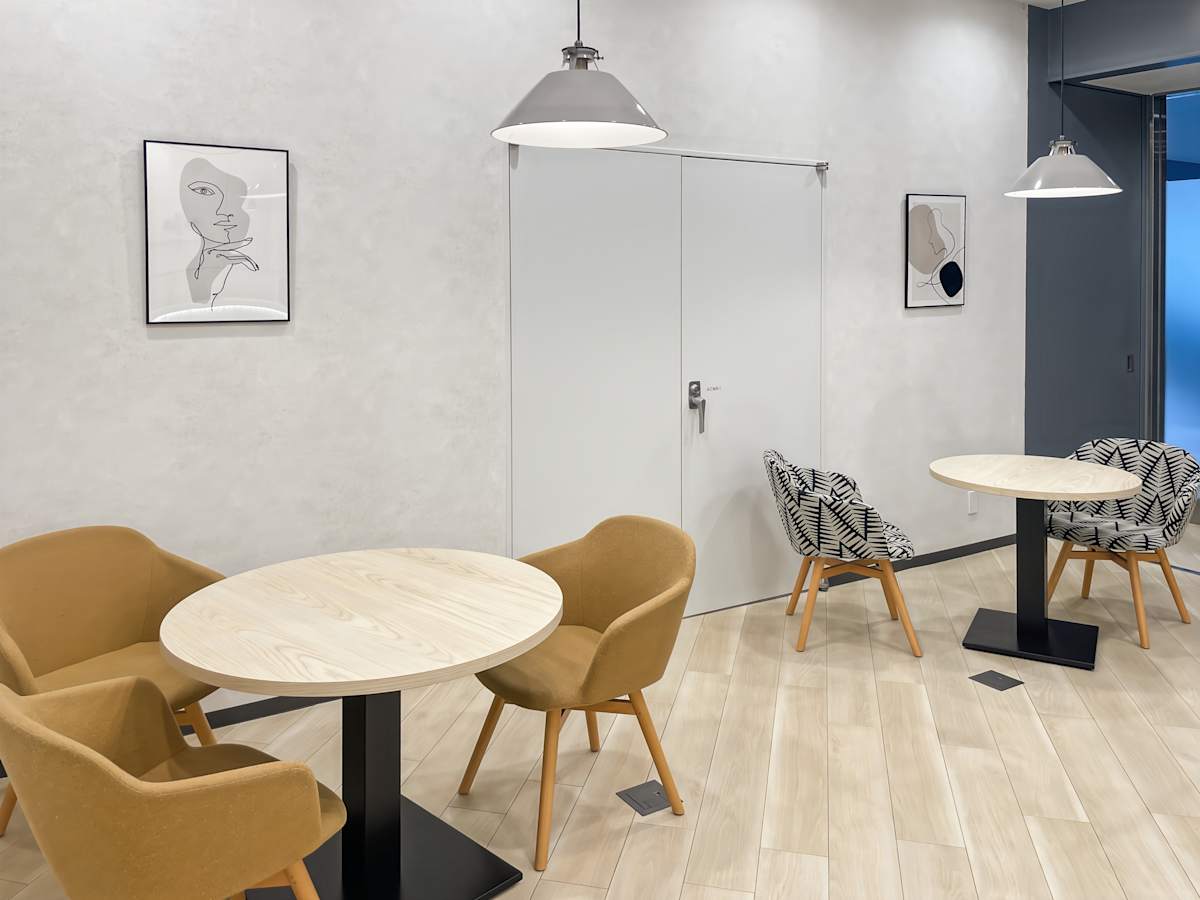 Regus - Bay Point Makuhari photo 10