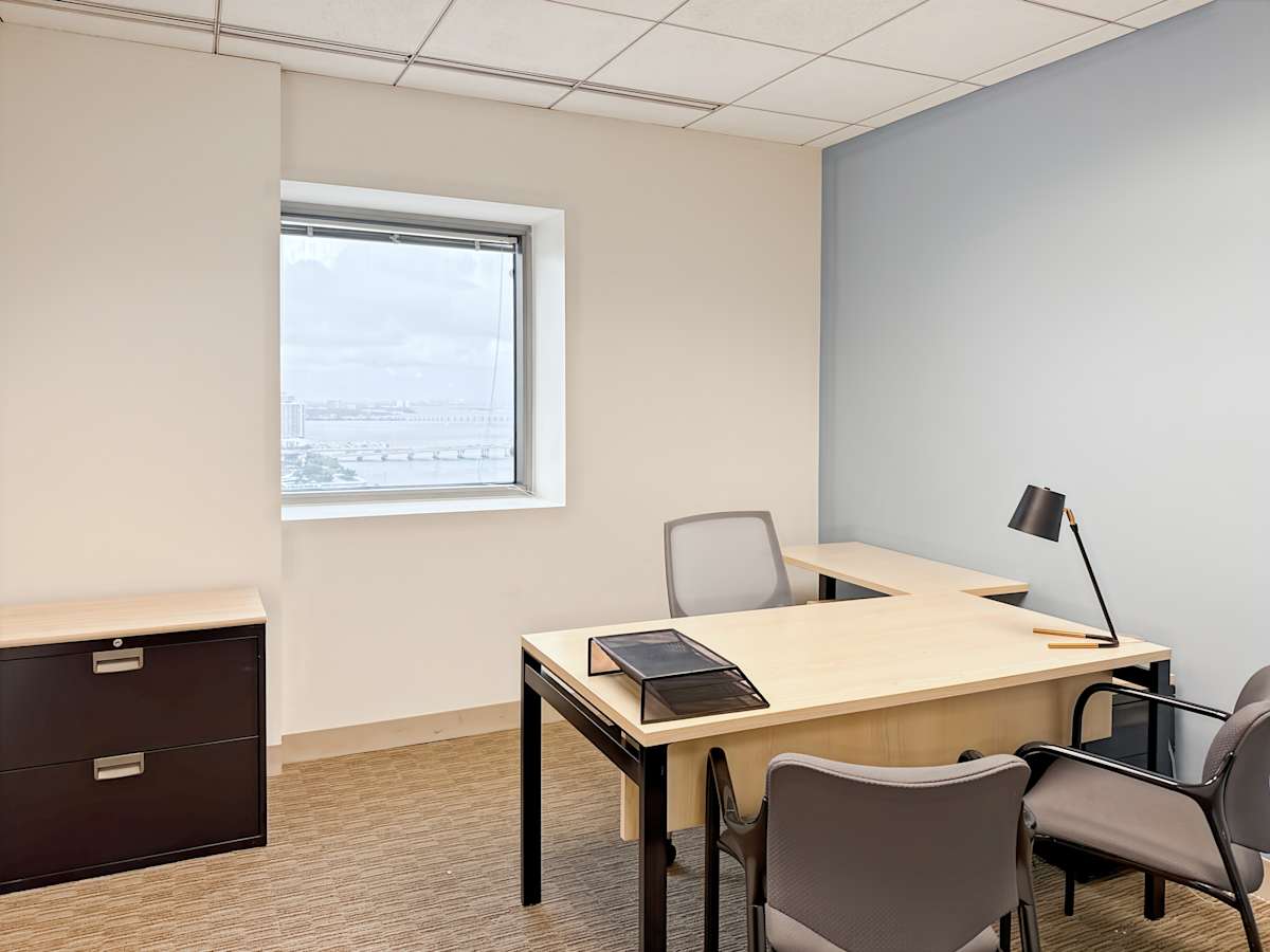 201 South Biscayne Boulevard photo 11