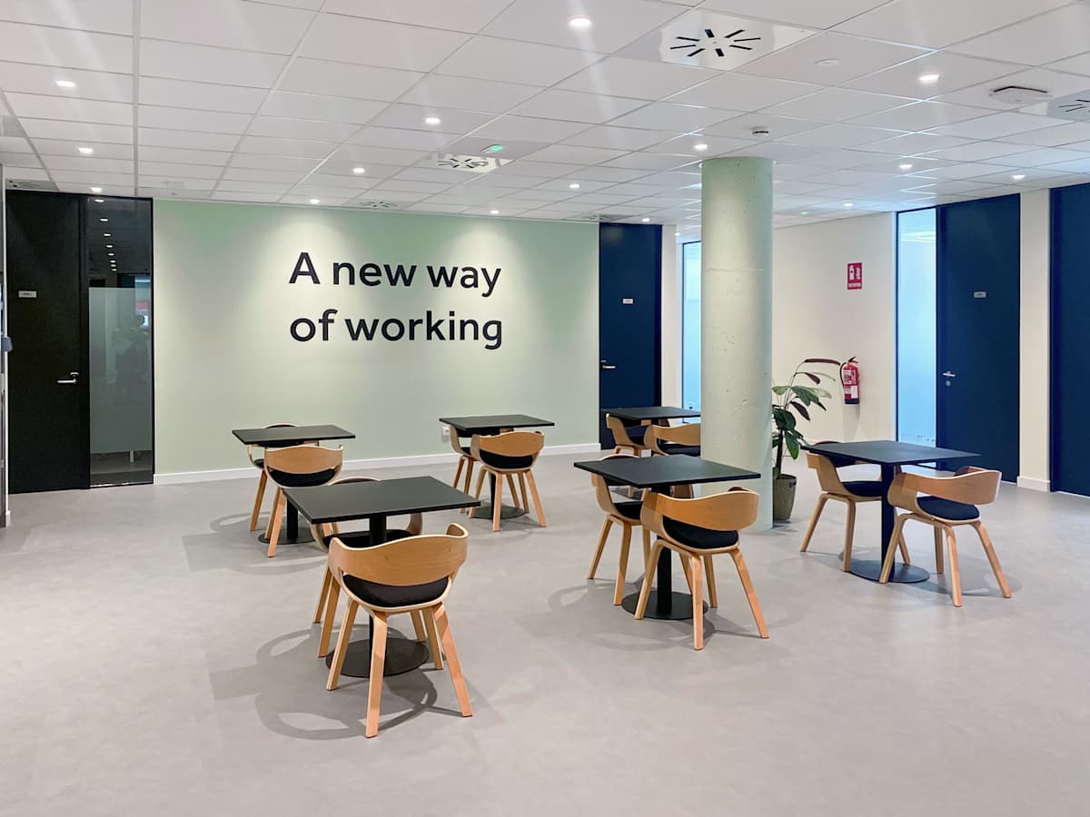 Regus - Rivas Square Garden photo 11