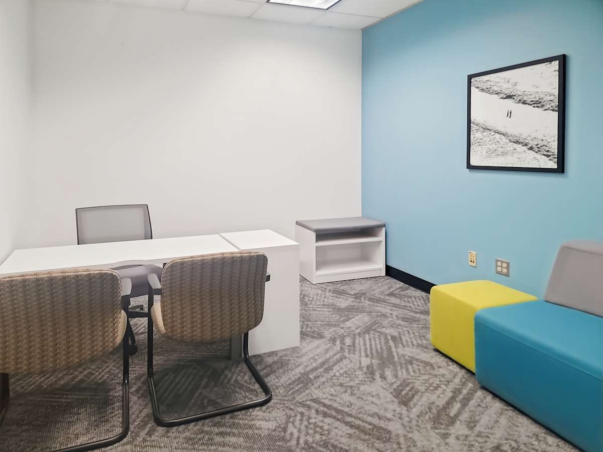 One Metro Place photo 4