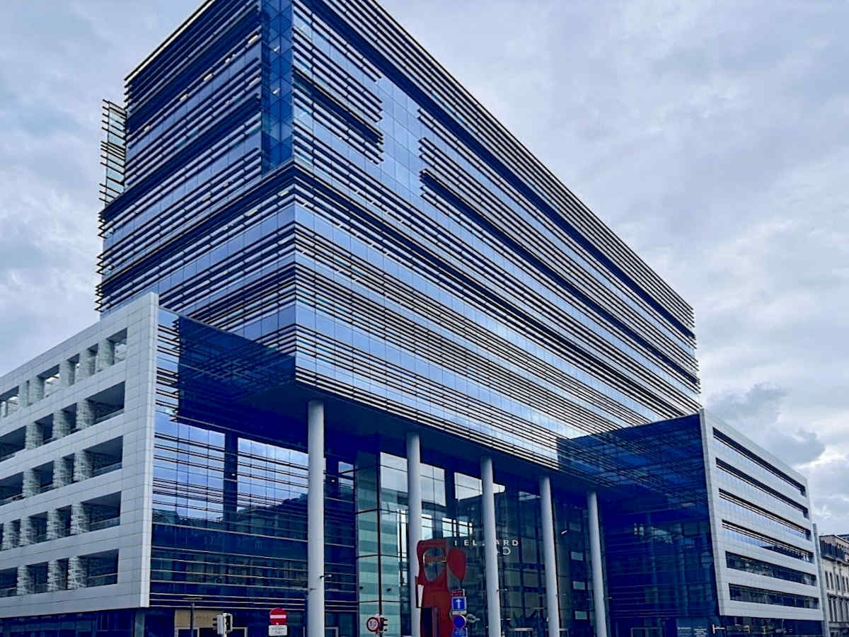 Rue Belliard 40 photo 1