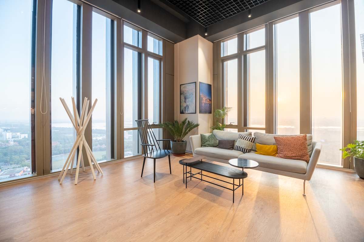 Max Towers photo 11