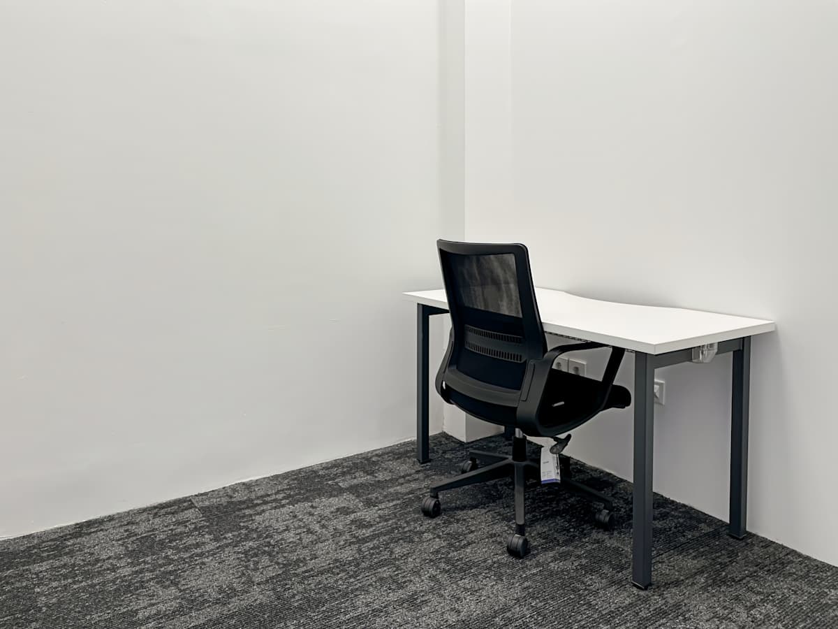 Regus - CitraLand City photo 2
