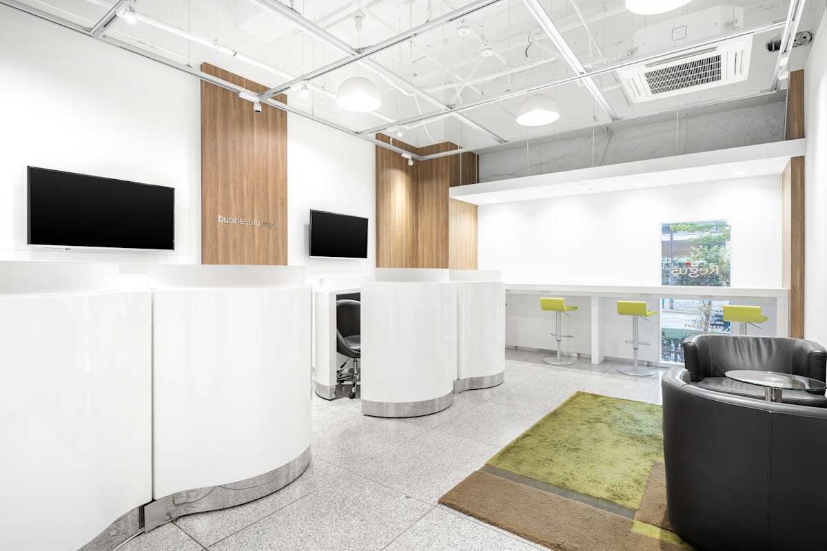 Regus - Shinjuku Yamato Building photo 5
