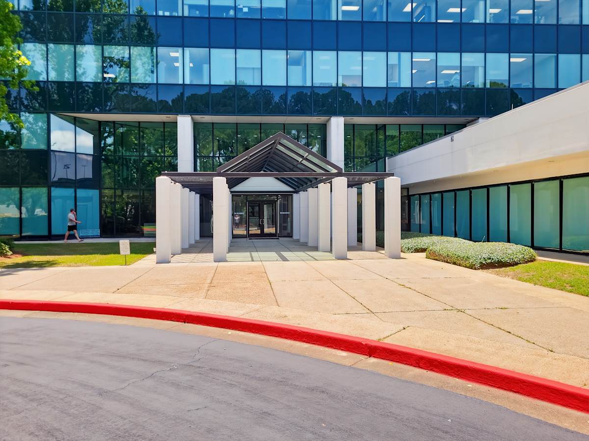 Regus - Mobile, Montlimar Drive photo 4
