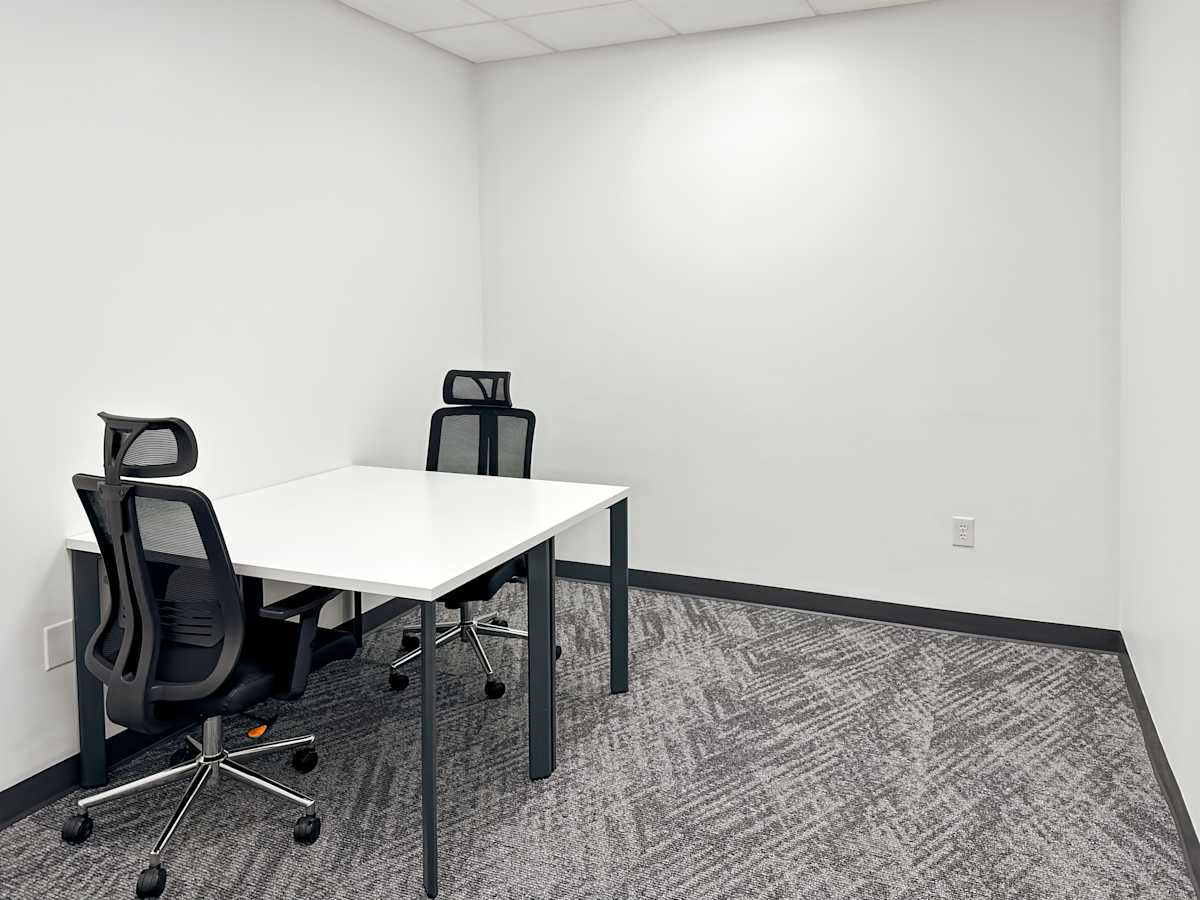 3300 Gateway Centre Blvd photo 4