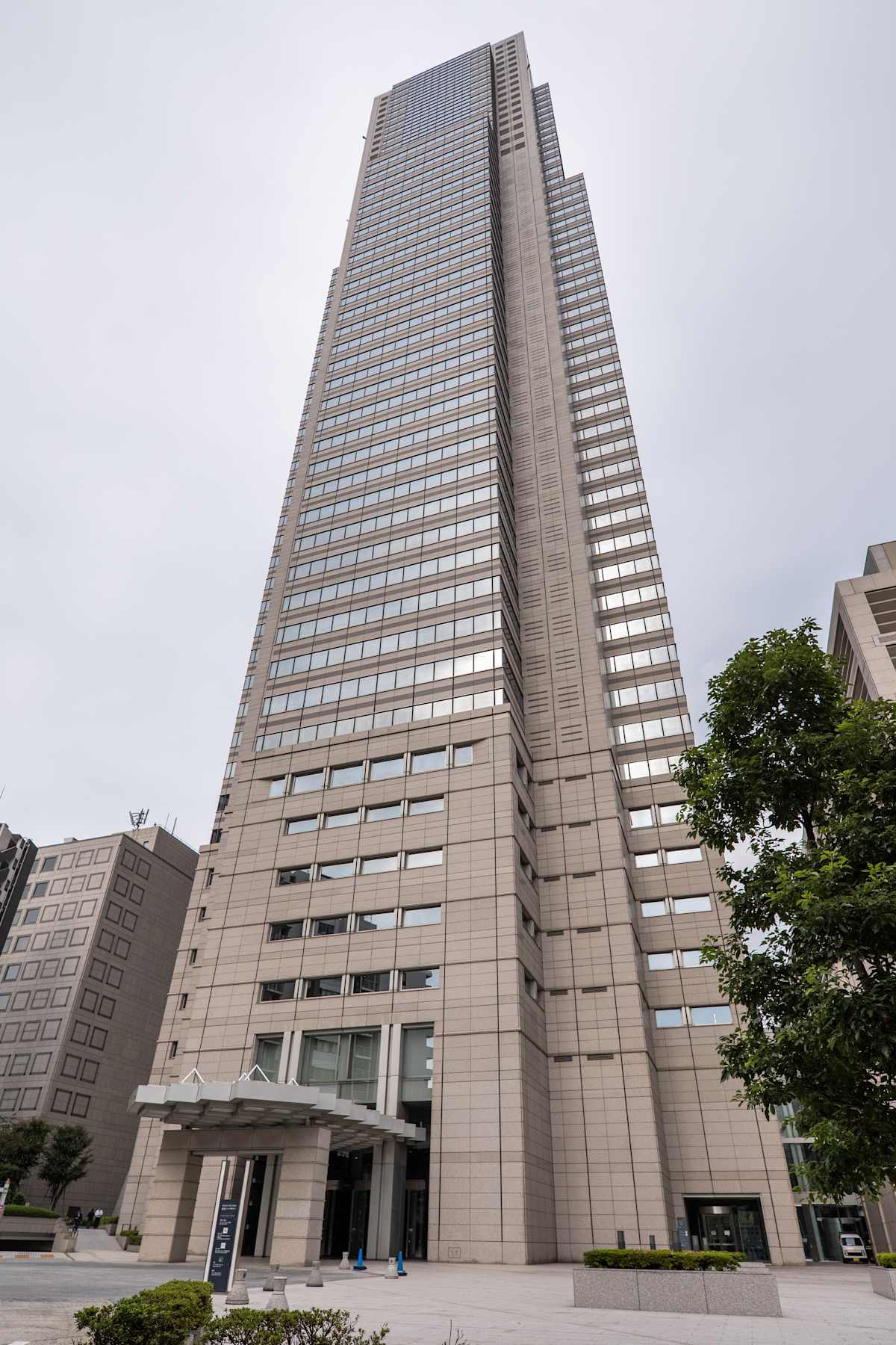 Shinjuku Park Tower