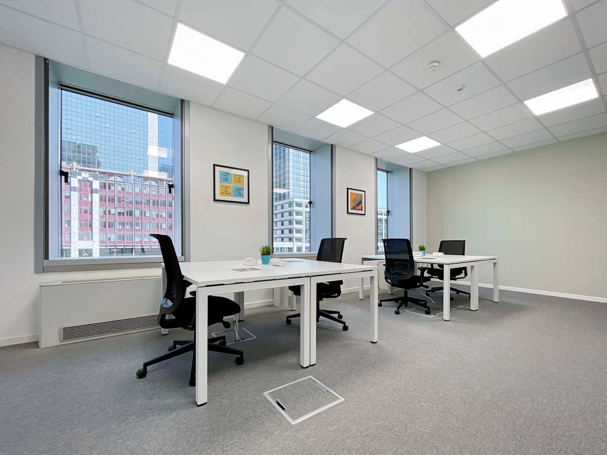 Regus - Napoli, Centro Direzionale photo 4