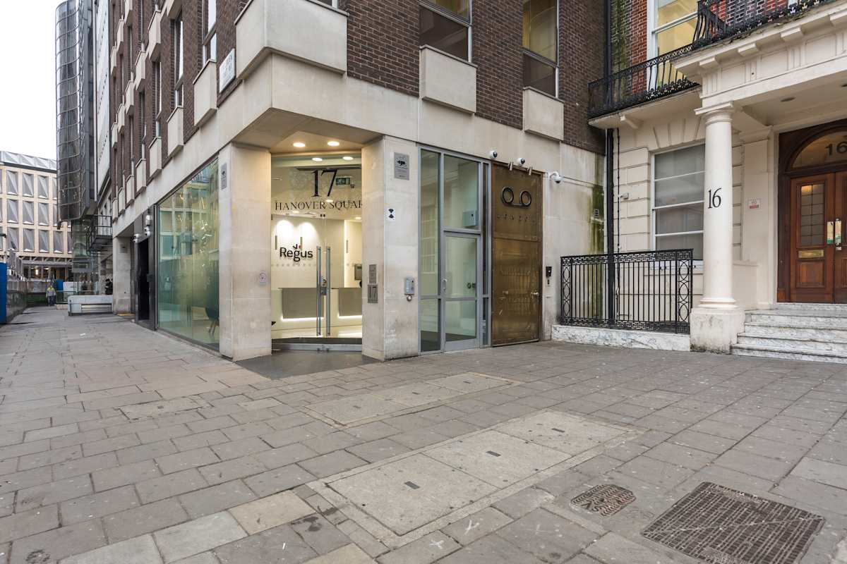 17 Hanover Square