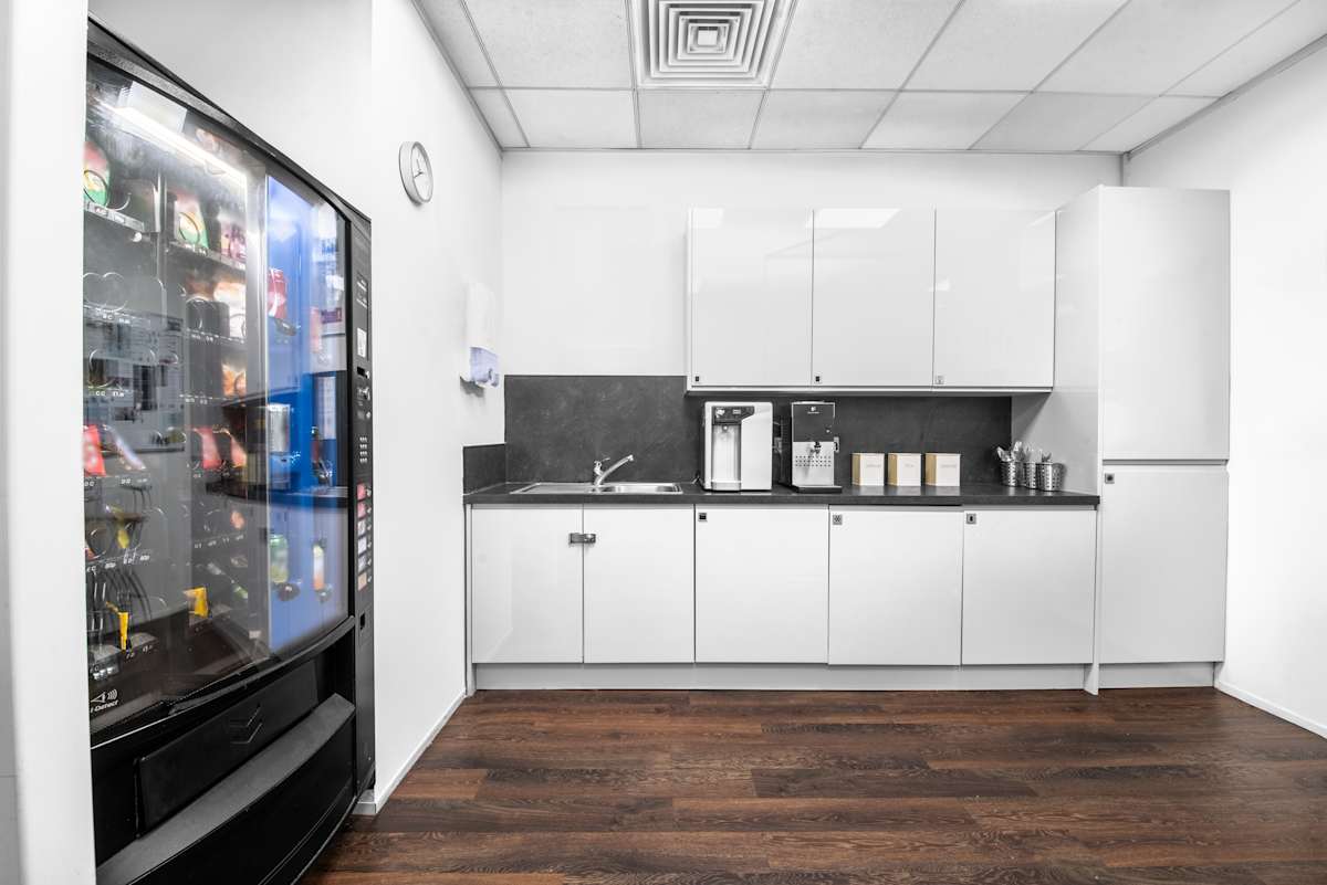 Regus - Fleet, Ancells Business Park photo 9
