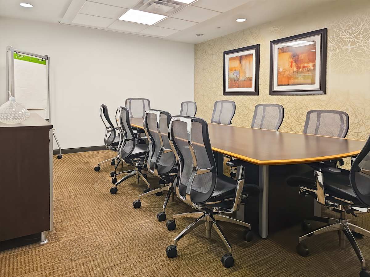 600 Third Avenue photo 3