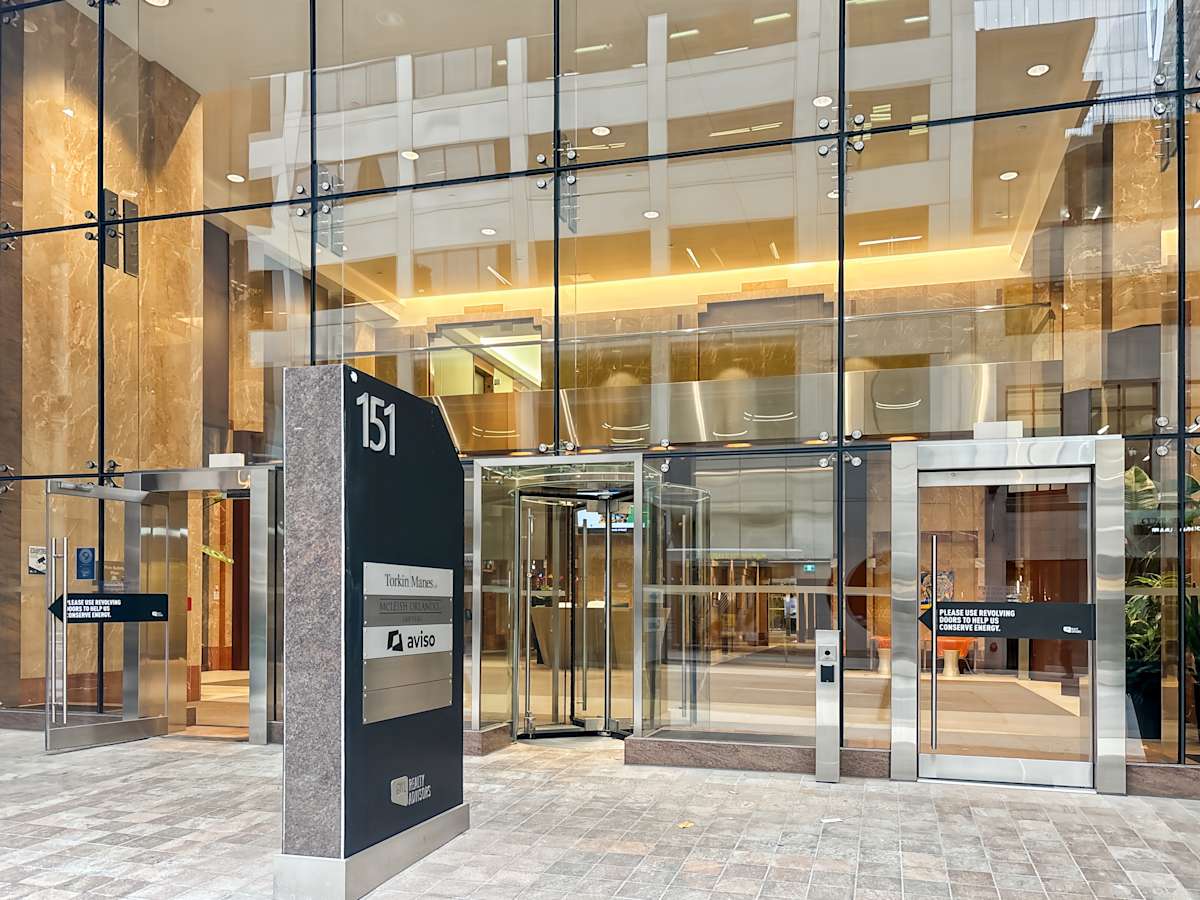 151 Yonge Street photo 1
