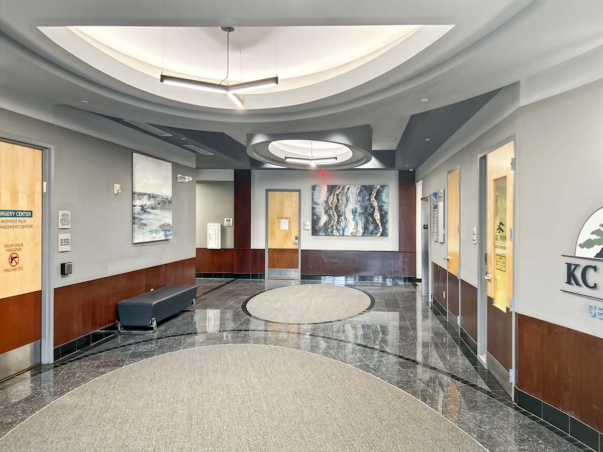 Business Exchange Building photo 3