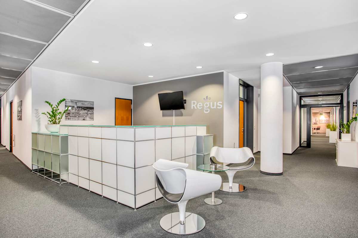 Regus - Dresden, Altmarkt photo 8