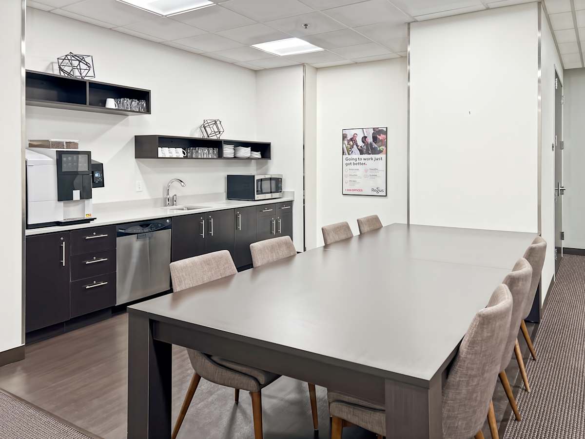 Birchwood Office Building photo 6