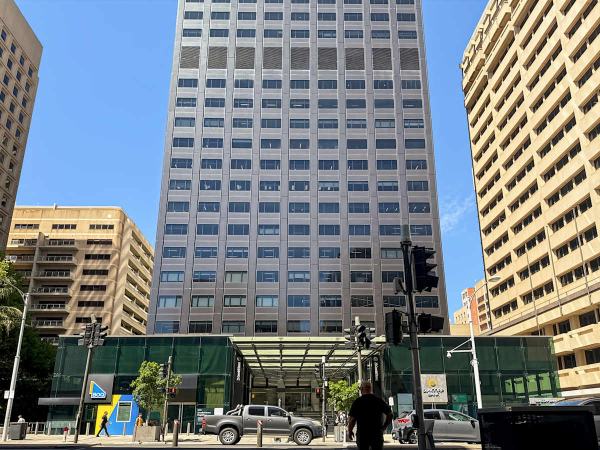 25 Grenfell Street photo 1