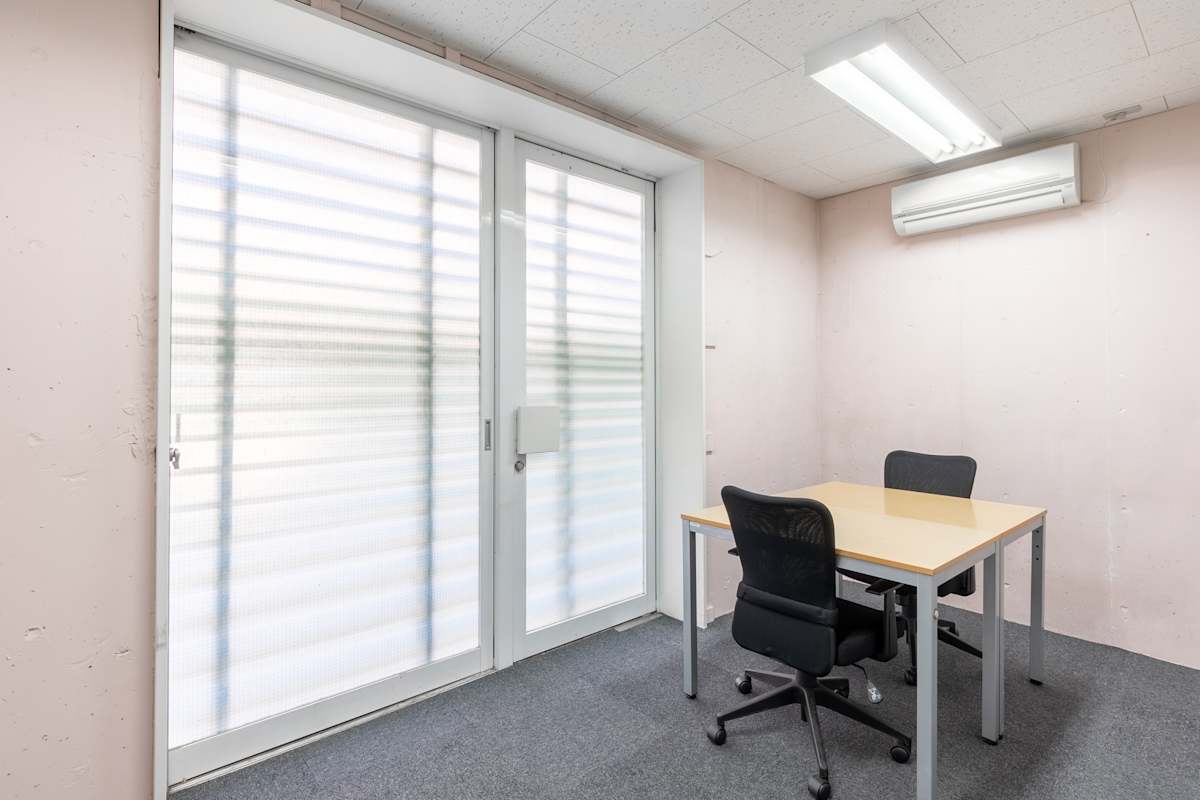 Regus - Azabu East Court photo 7
