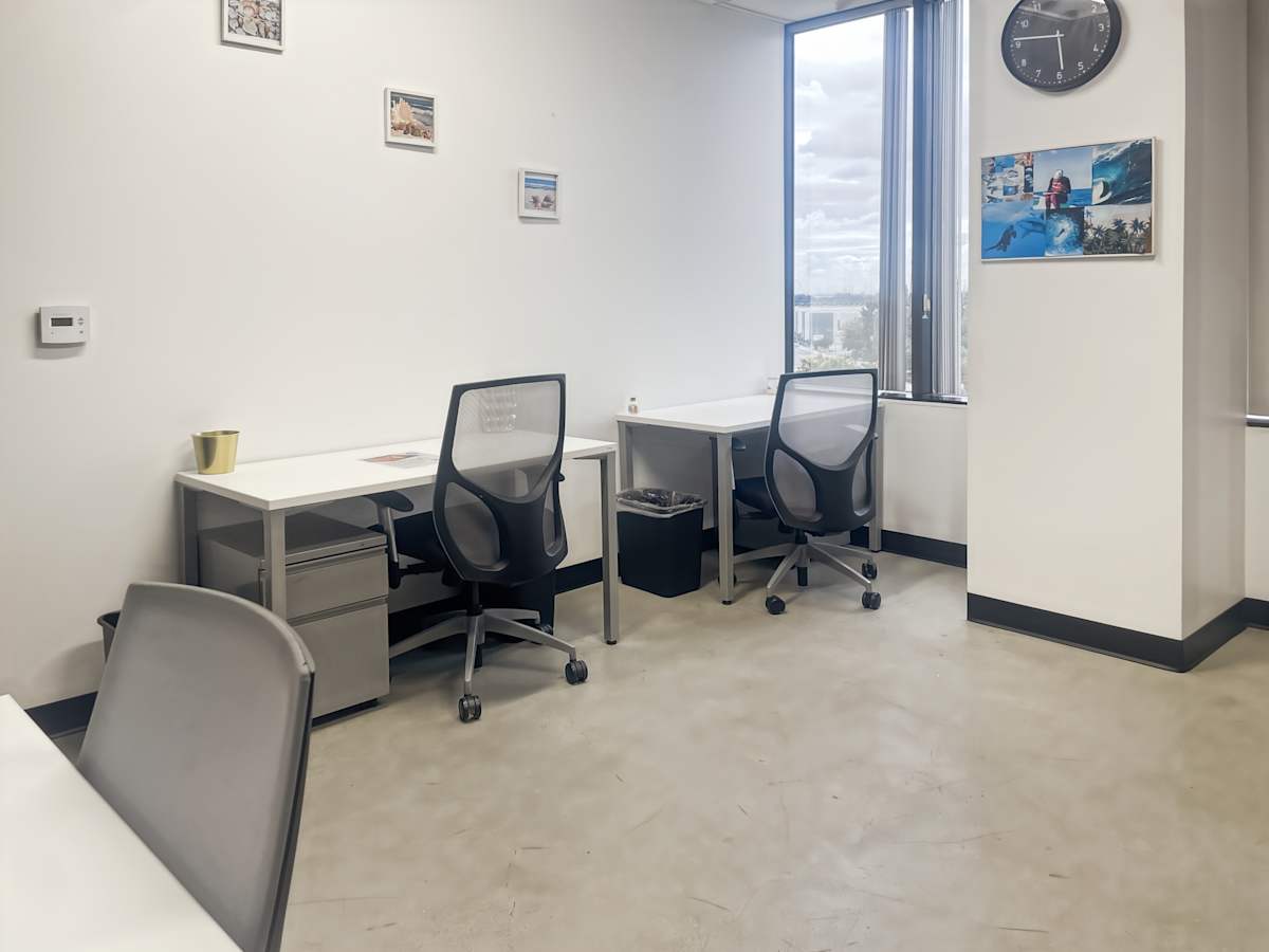 Commerce Corporate Center photo 7