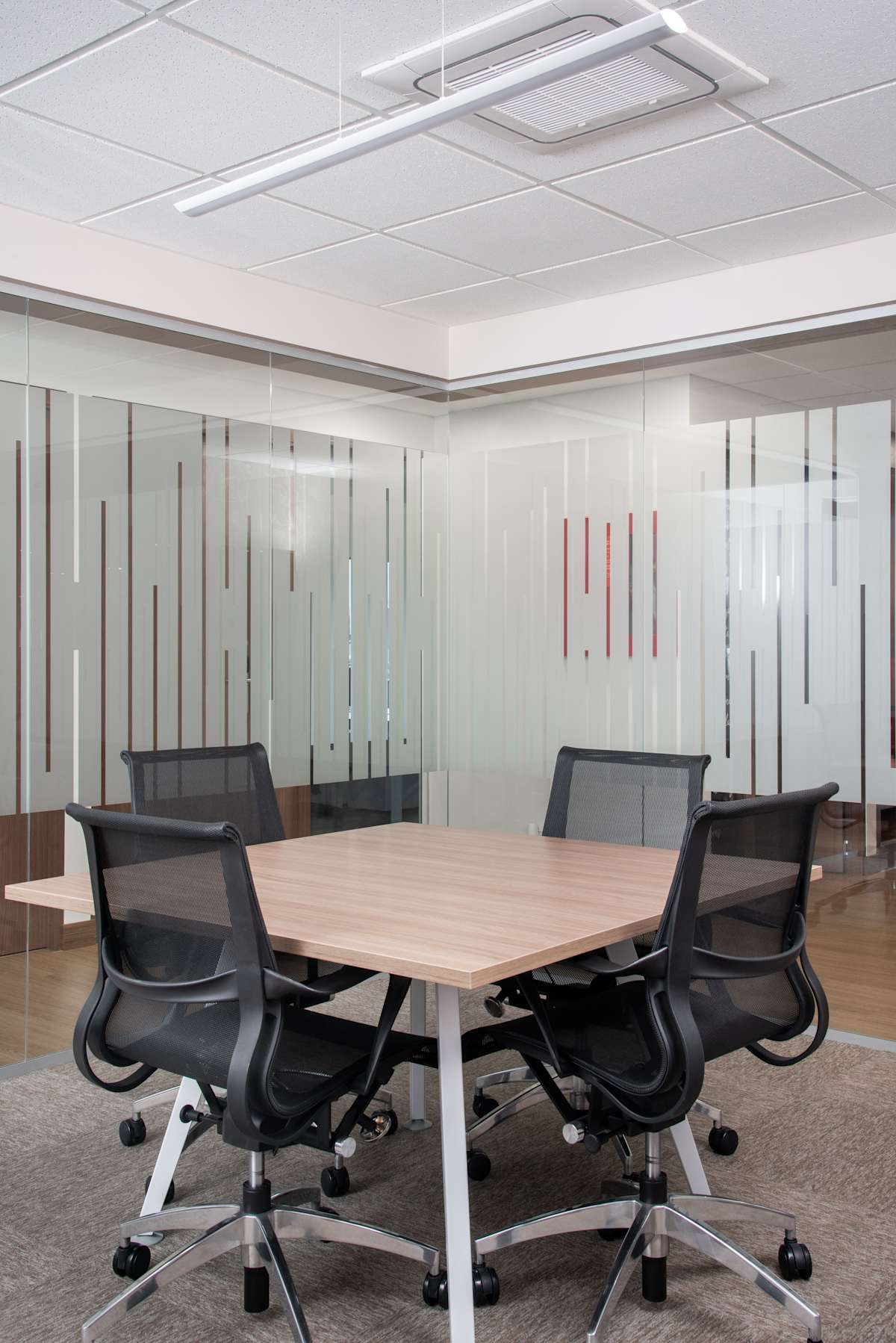 Regus - Manila photo 2