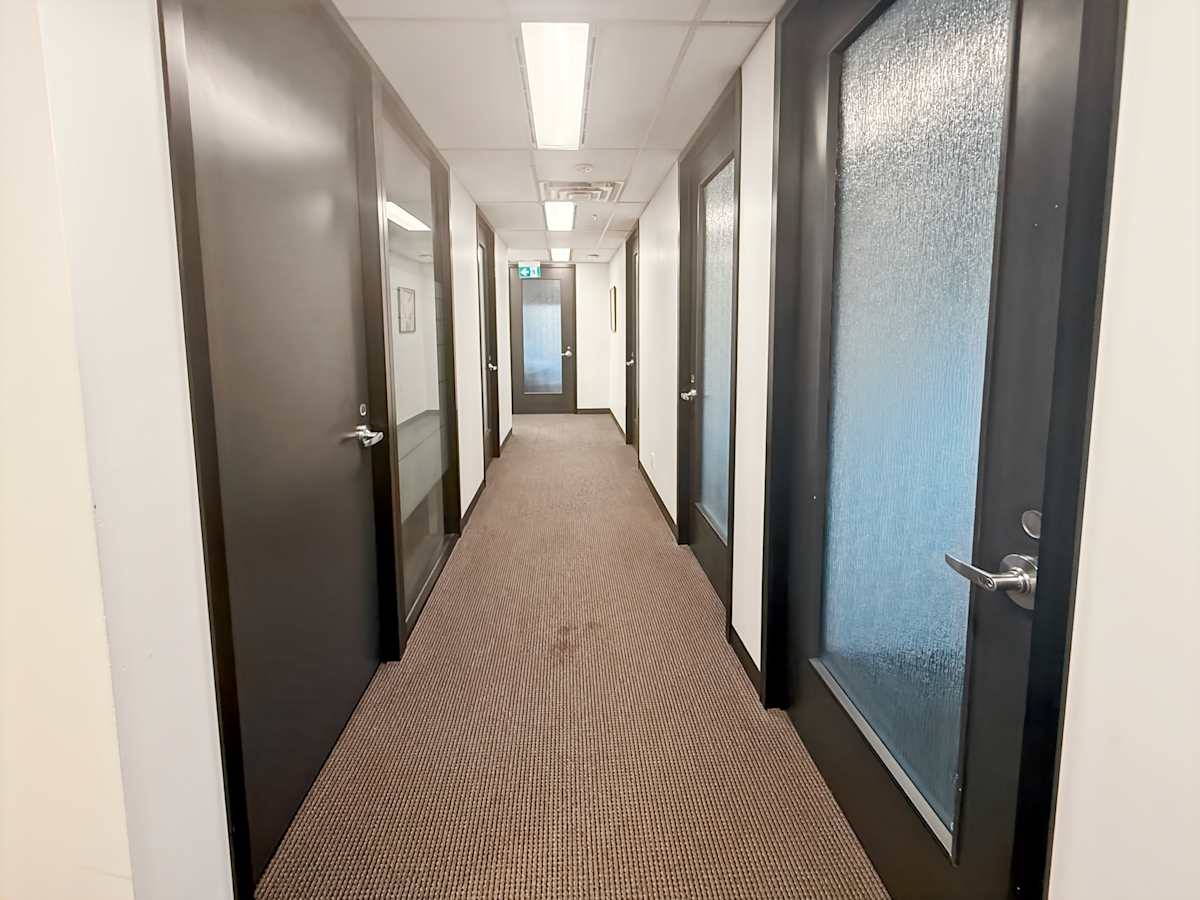 Regus - Vancouver, Robson Square photo 12