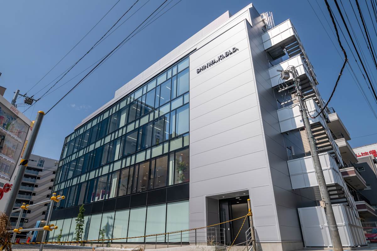 Regus - Shinwa KI Building