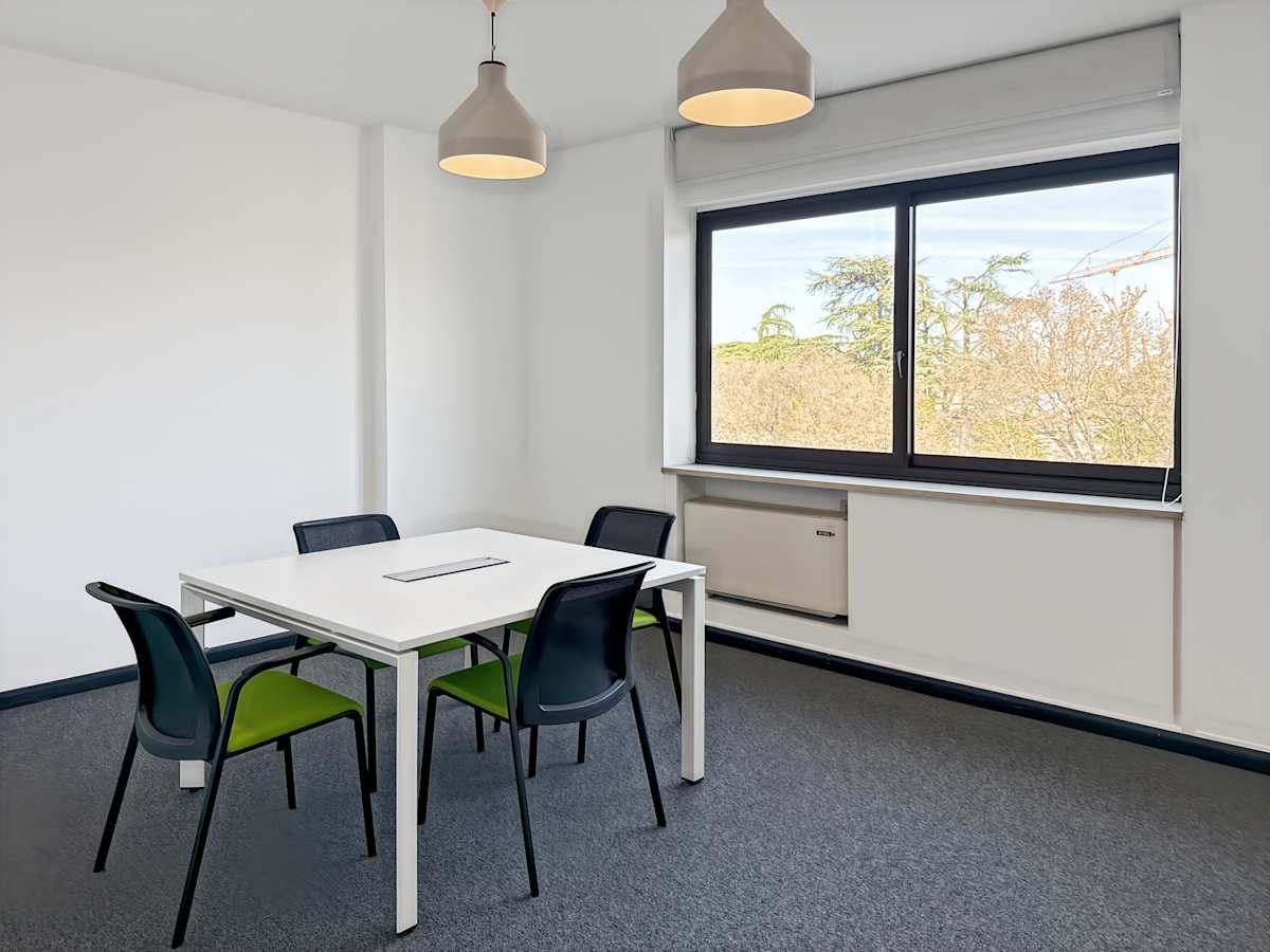 Regus - Parma, Viale Tanara photo 3