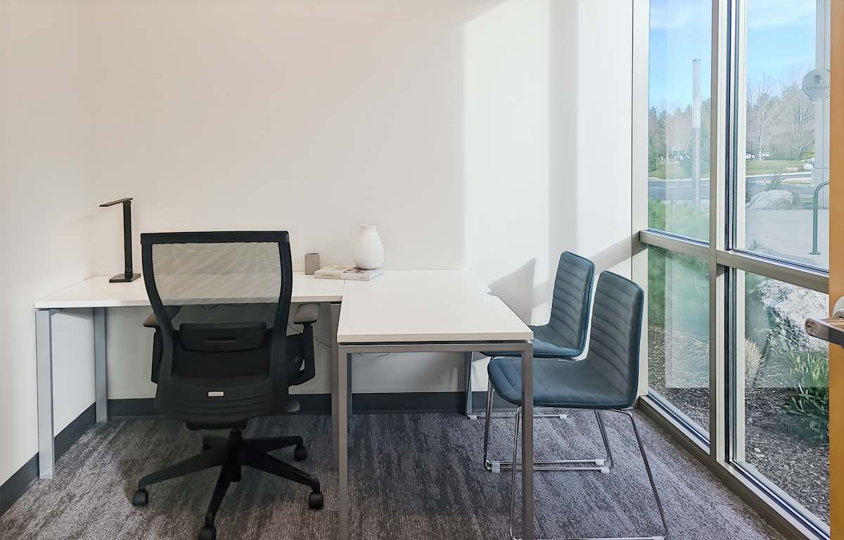Regus - Spokane Valley, Mirabeau Park photo 10