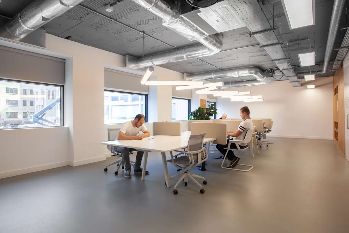 156 Great Charles Street photo 4