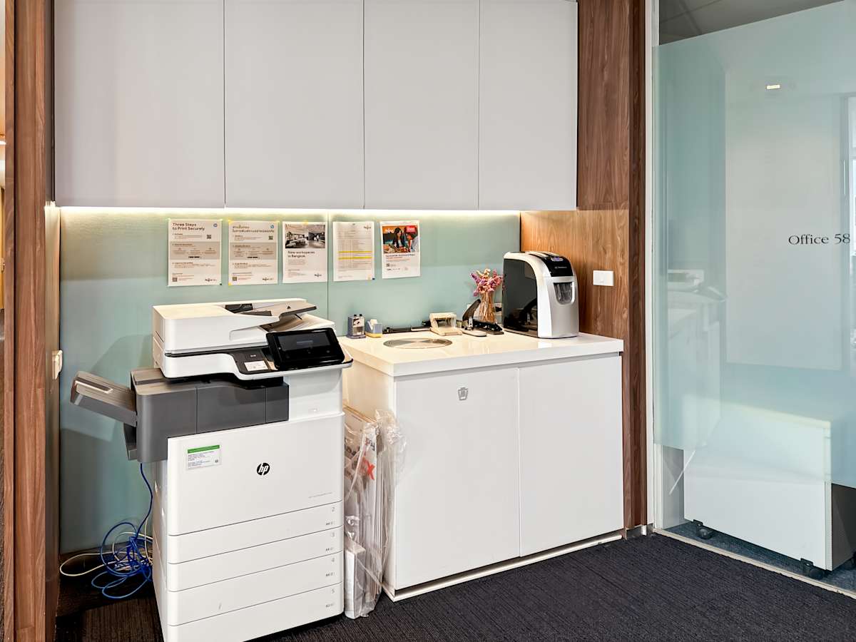 CRC Tower, All Seasons Place photo 2