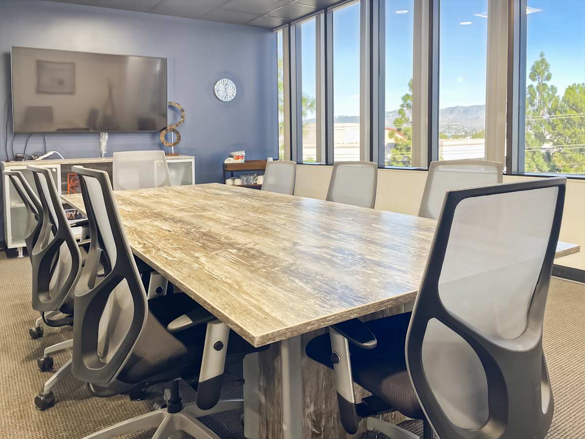 Commerce Corporate Center photo 6