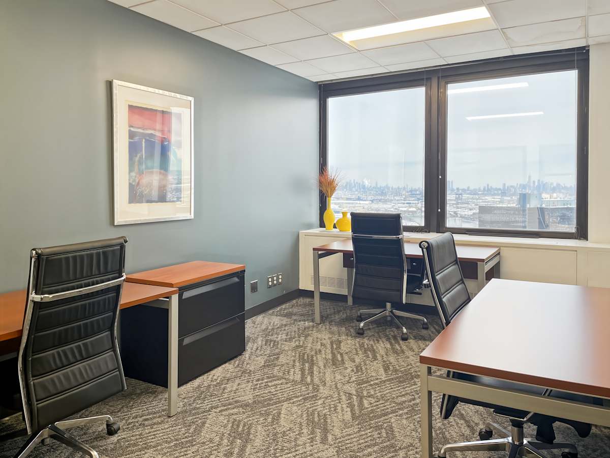 One Gateway Center photo 6