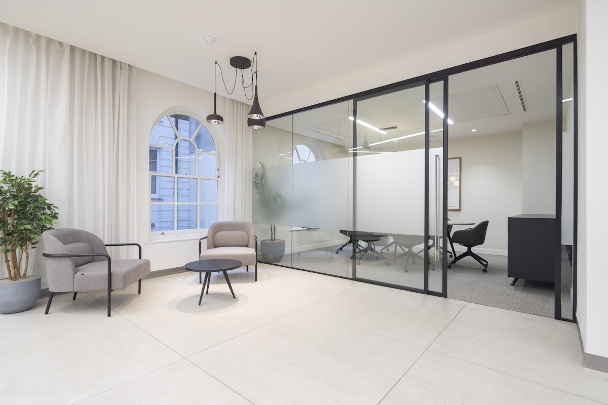 42 Trinity Square photo 2
