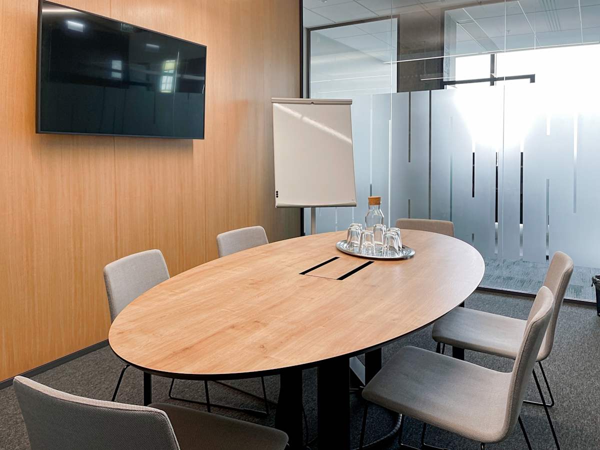 Regus - Vilnius, Ukmerges photo 10