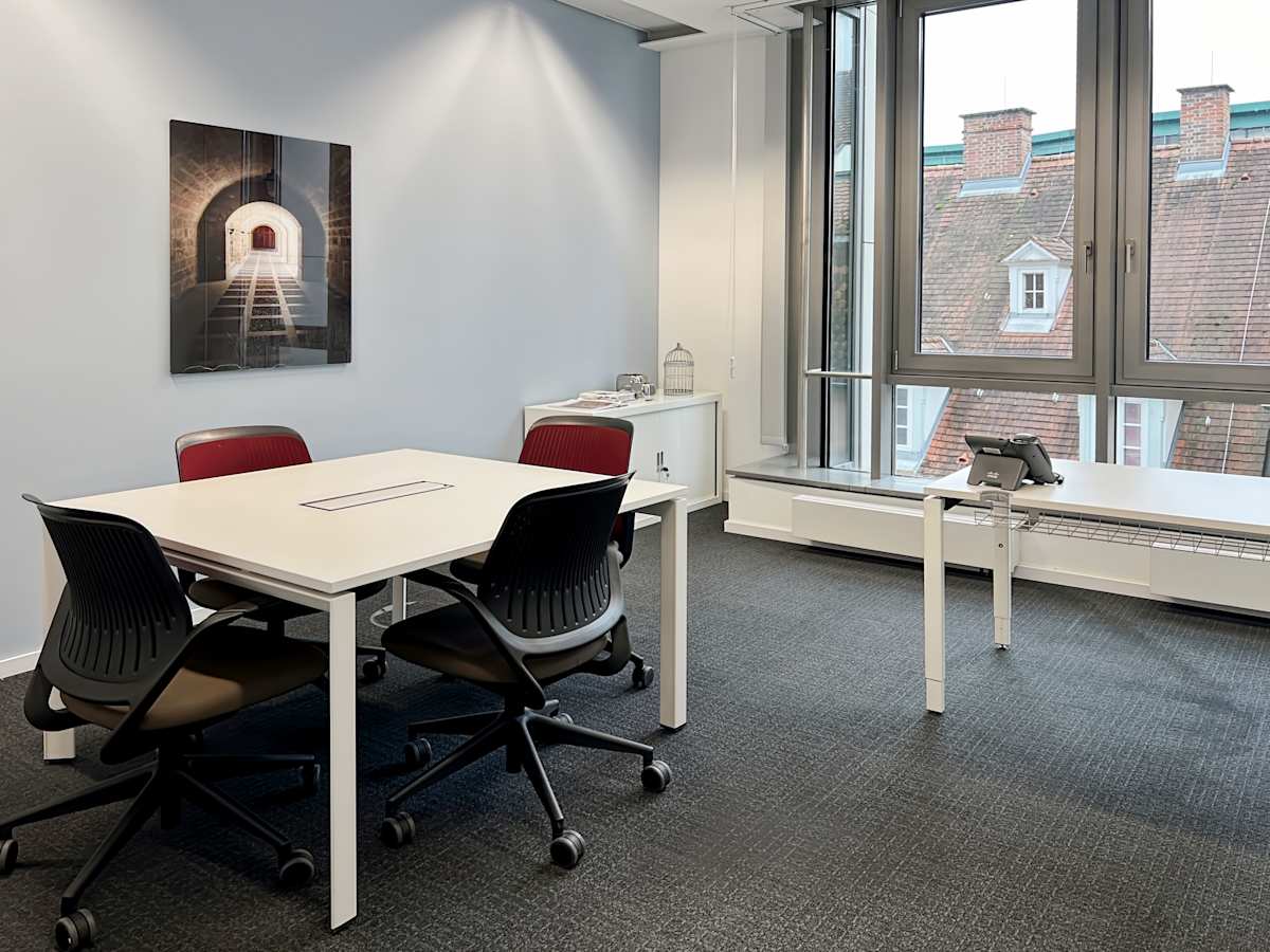 Regus Stuttgart, Rotebuehlplatz photo 3